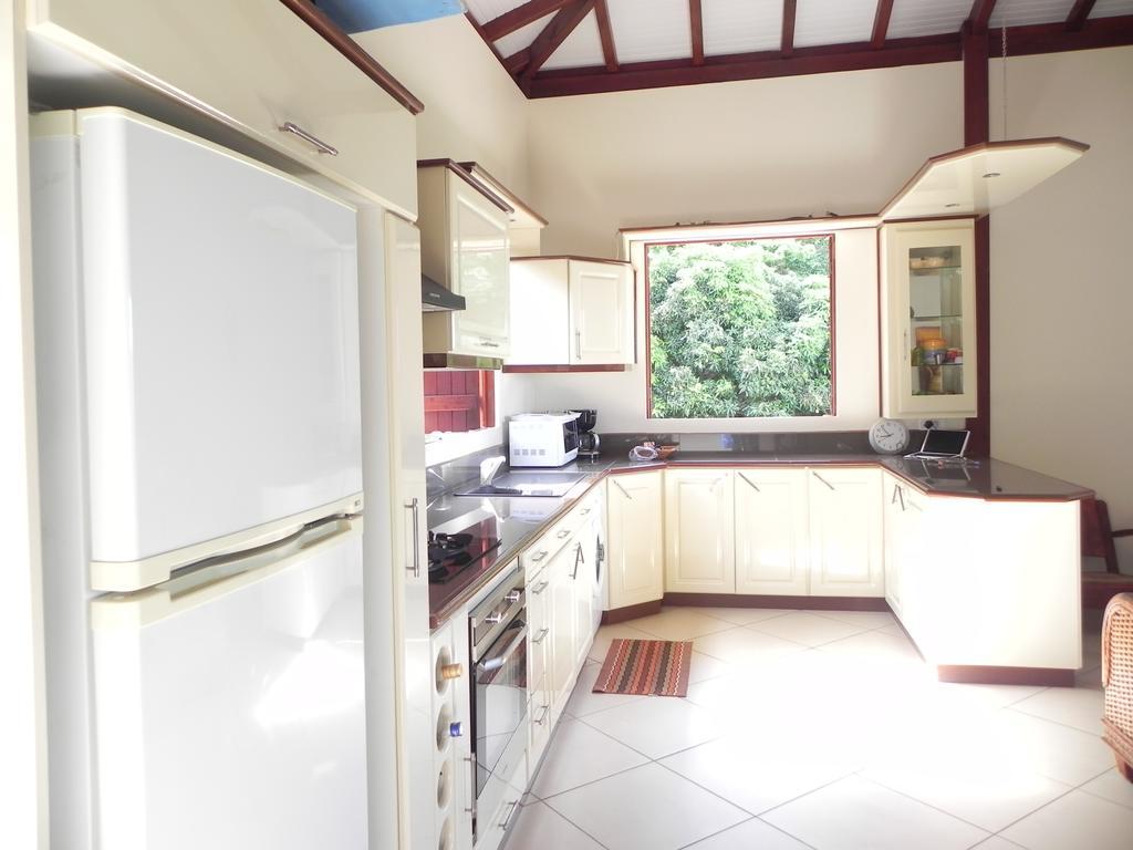 Villa Mielecajou, Entre Mer Et Montagne Deshaies Ngoại thất bức ảnh